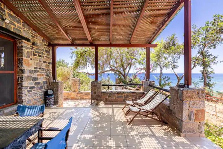 Traditional Stone House By The Sea... Kapetaniana Exterior photo